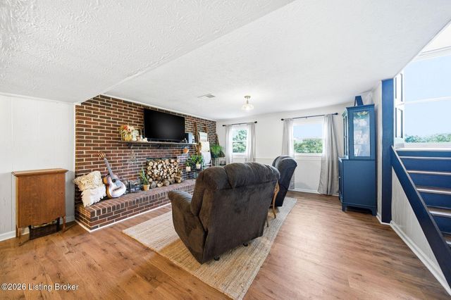 655 Bridgeport Rd, Frankfort, KY 40601