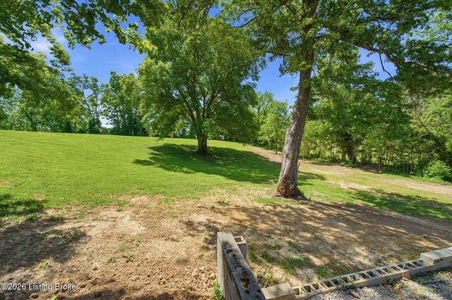 655 Bridgeport Rd, Frankfort, KY 40601