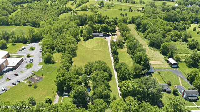 655 Bridgeport Rd, Frankfort, KY 40601