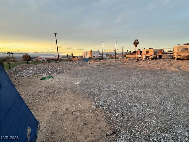 6942 Stewart Avenue, Las Vegas, NV 89110