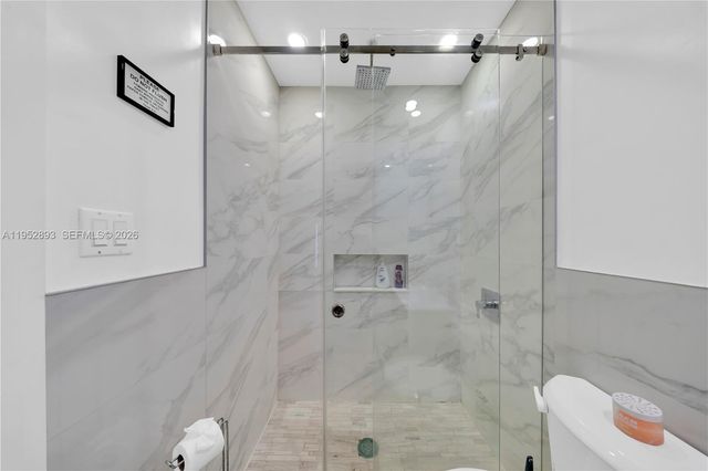 458 E 20th St, Hialeah, FL 33013