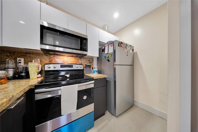 458 E 20th St, Hialeah, FL 33013