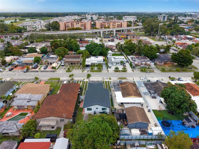 458 E 20th St, Hialeah, FL 33013