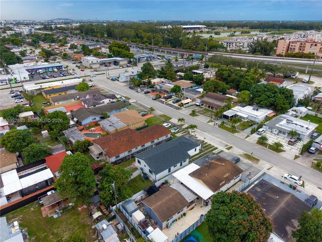 458 E 20th St, Hialeah, FL 33013