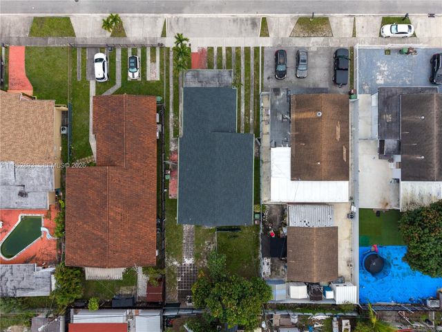 458 E 20th St, Hialeah, FL 33013