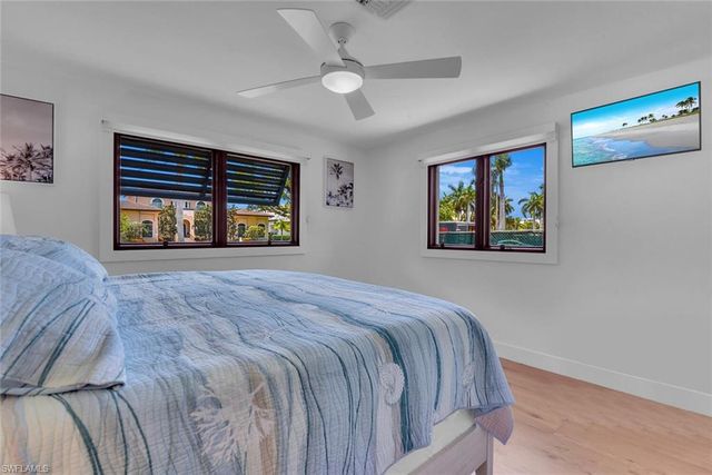 367 Mooring Line DR, Naples, FL 34102