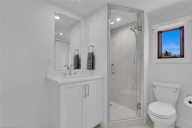 367 Mooring Line DR, Naples, FL 34102