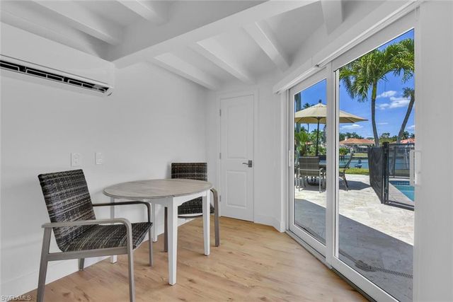 367 Mooring Line DR, Naples, FL 34102