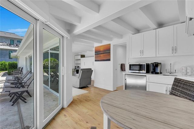 367 Mooring Line DR, Naples, FL 34102
