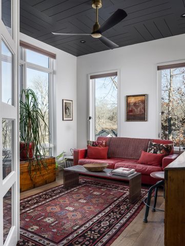 1105 Sparta Rd, Nashville, TN 37205