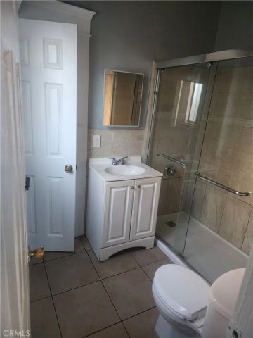 1470 E 42nd, Los Angeles, CA 90011