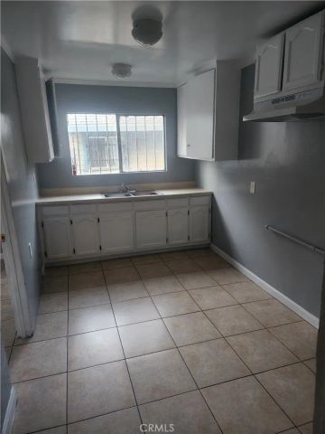 1470 E 42nd, Los Angeles, CA 90011