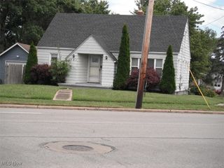 1301 Lake Avenue, Elyria, OH 44035