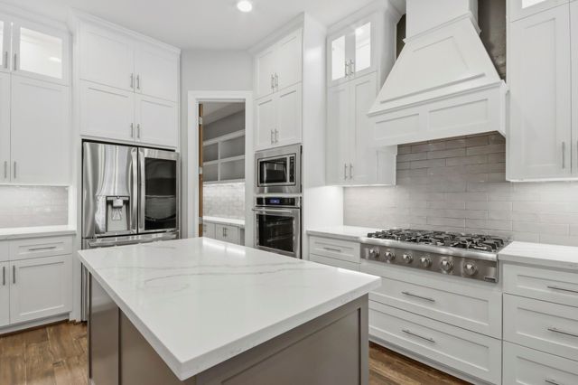 11451 Sunset Avenue, Magnolia, TX 77354