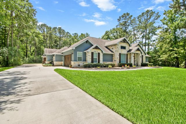 11451 Sunset Avenue, Magnolia, TX 77354