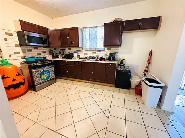 26 Kohlman Street, Rochester, NY 14621