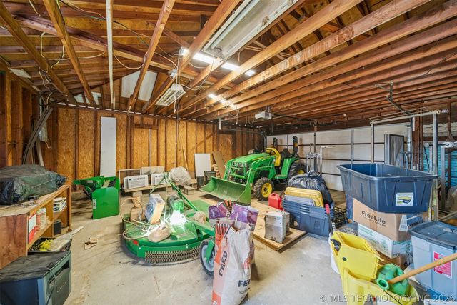 2596 E 599, Locust Grove, OK 74352