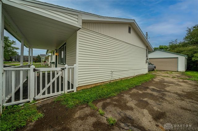 1079 Reid Avenue, Xenia, OH 45385