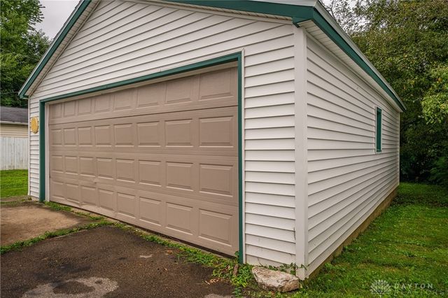 1079 Reid Avenue, Xenia, OH 45385