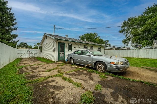 1079 Reid Avenue, Xenia, OH 45385