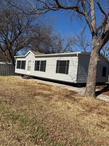 117 M Anthony Loop, Graford, TX 76449