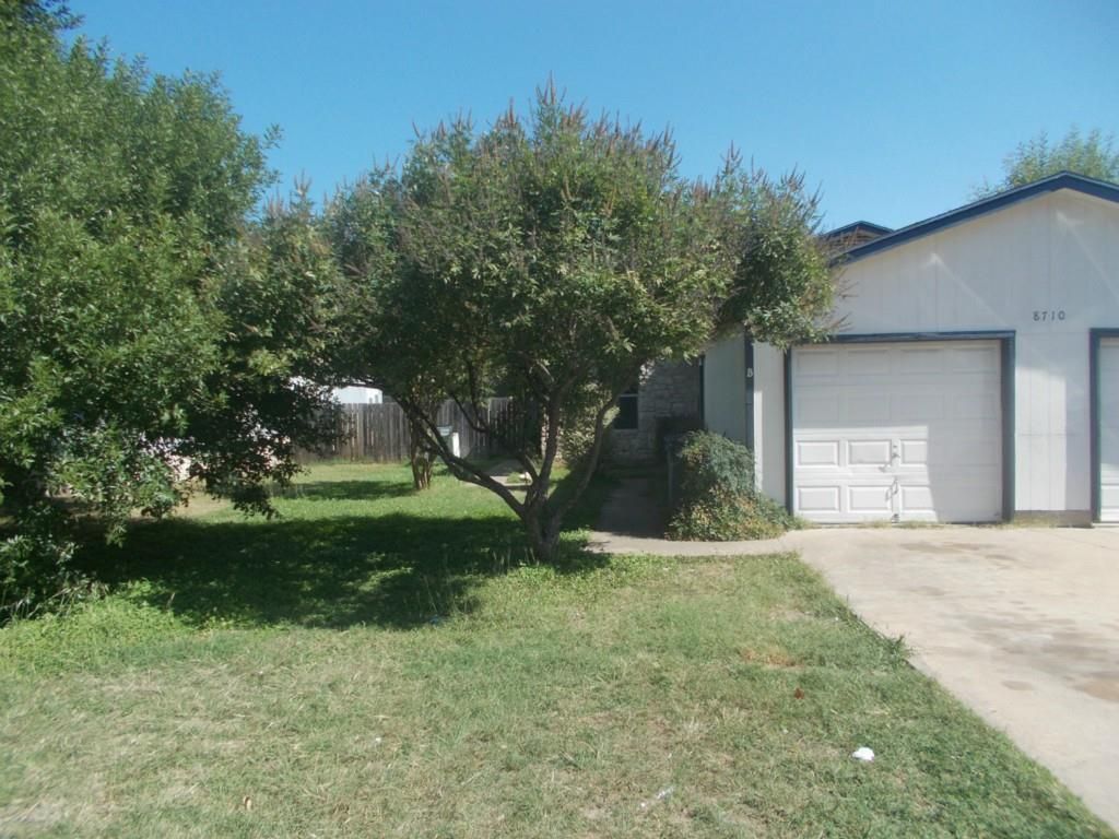 8710 Piney Point DR B, Austin, TX 78729
