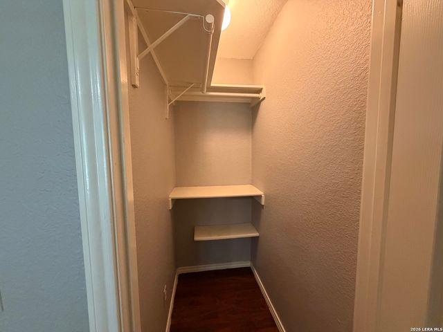 11106 Bel Air Dr Apt 202, San Antonio, TX 78213