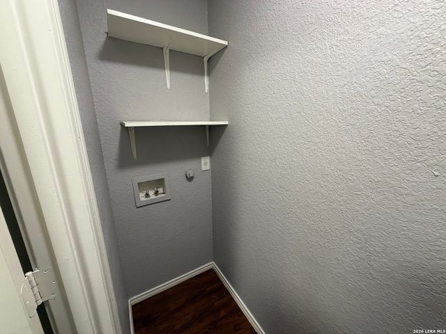 11106 Bel Air Dr Apt 202, San Antonio, TX 78213
