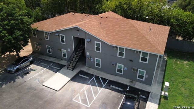 11106 Bel Air Dr Apt 202, San Antonio, TX 78213