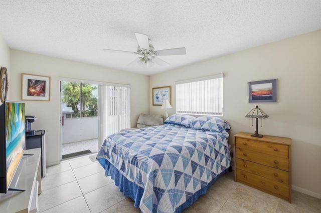 330 Piedmont 330, Delray Beach, FL 33484