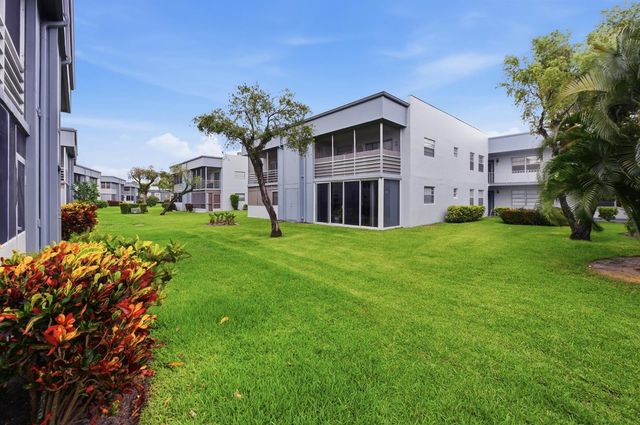 330 Piedmont 330, Delray Beach, FL 33484