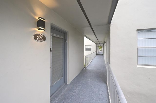 330 Piedmont 330, Delray Beach, FL 33484
