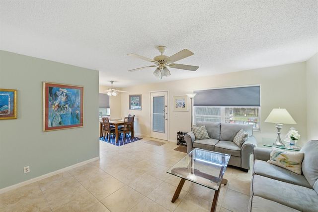 330 Piedmont 330, Delray Beach, FL 33484