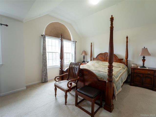 49 S Cozine Road, Center Moriches, NY 11934