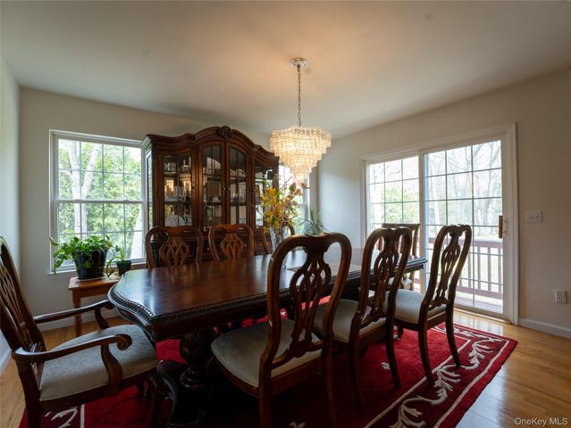 49 S Cozine Road, Center Moriches, NY 11934