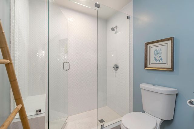 3125 Embassy Drive, West Palm Beach, FL 33401