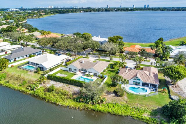 3125 Embassy Drive, West Palm Beach, FL 33401