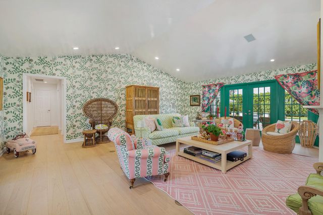 3125 Embassy Drive, West Palm Beach, FL 33401