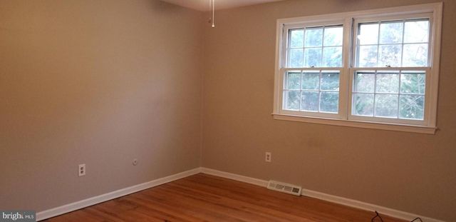 331 WARE RD, Newark, DE 19711