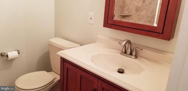 331 WARE RD, Newark, DE 19711