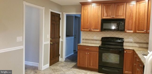 331 WARE RD, Newark, DE 19711