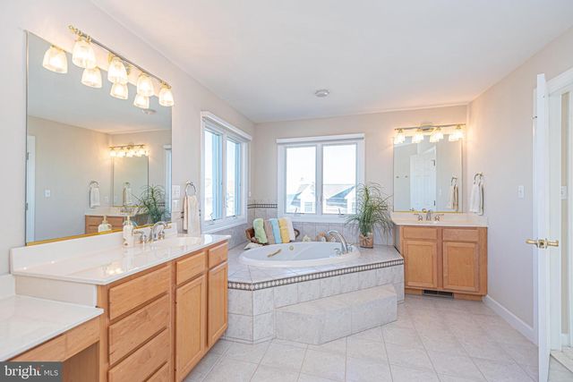 40209 MARYLAND AVE, Fenwick Island, DE 19944