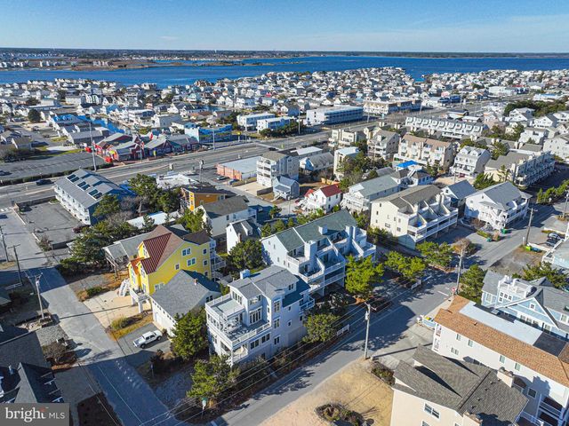 40209 MARYLAND AVE, Fenwick Island, DE 19944