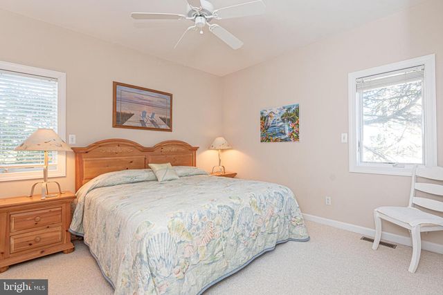 40209 MARYLAND AVE, Fenwick Island, DE 19944