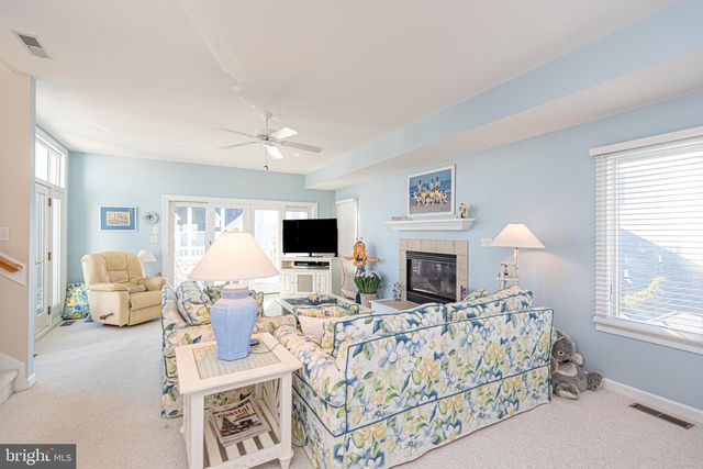 40209 MARYLAND AVE, Fenwick Island, DE 19944