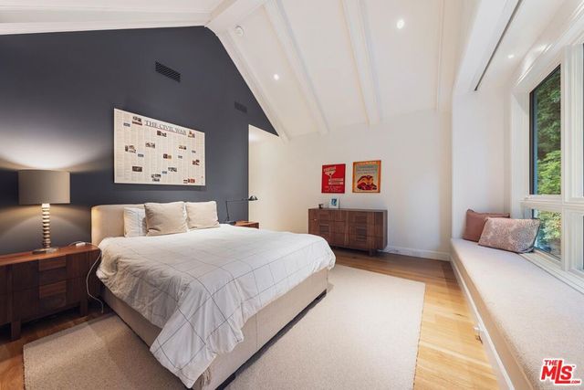 2600 Mandeville Canyon Road, Los Angeles, CA 90049