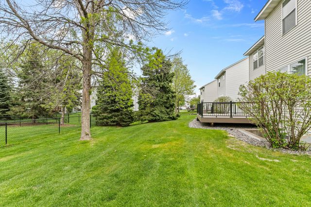 2253 118th Avenue NE, Blaine, MN 55449