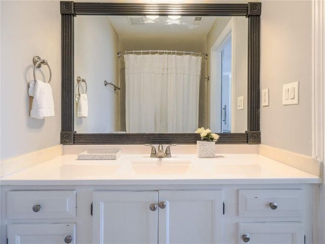 7500 Roswell Road 58, Sandy Springs, GA 30350