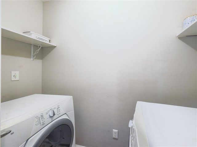 7500 Roswell Road 58, Sandy Springs, GA 30350