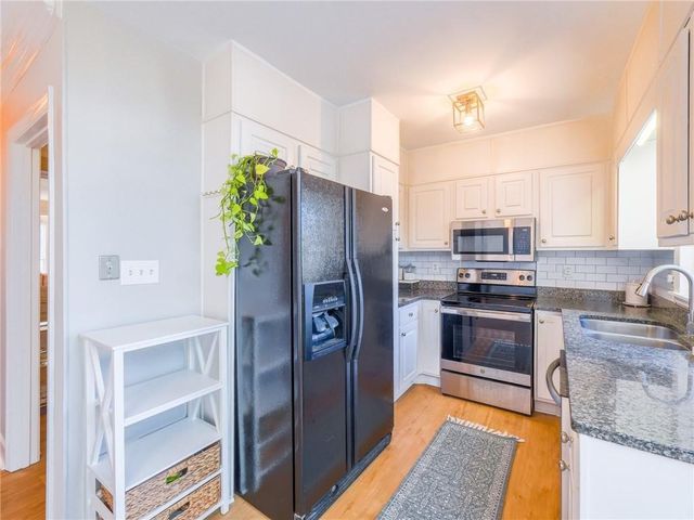 7500 Roswell Road 58, Sandy Springs, GA 30350